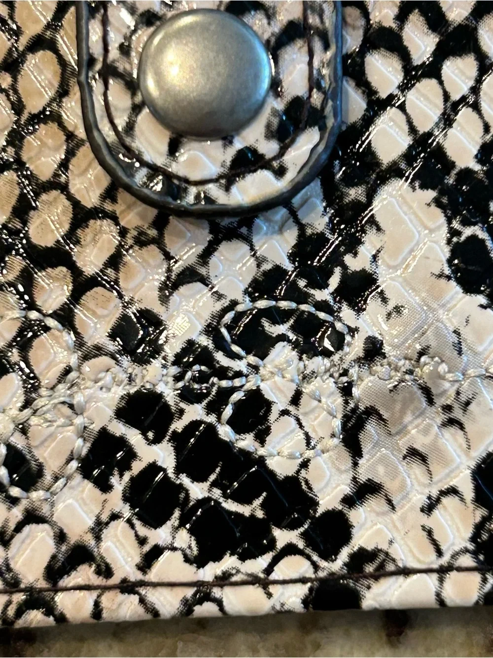 Jessica Simpson Snake Print Crossbody Bag like new. Keychain & card holder too